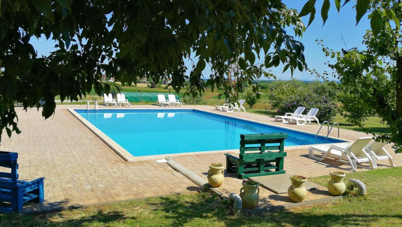 Moratto'S Apartments Umag Luaran gambar
